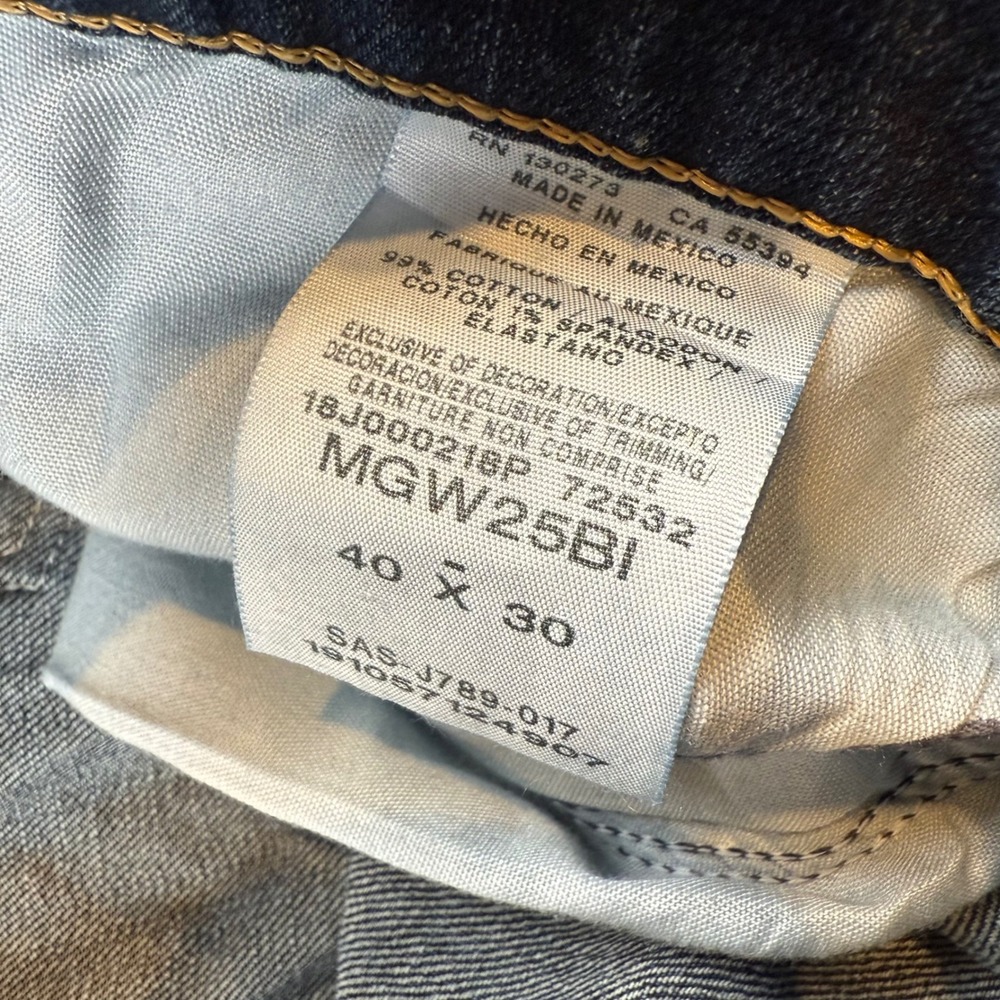 Wrangler Regular Fit Men's Jeans, Dark Wash Denim, Size 40x30 - Picture 4 of 8